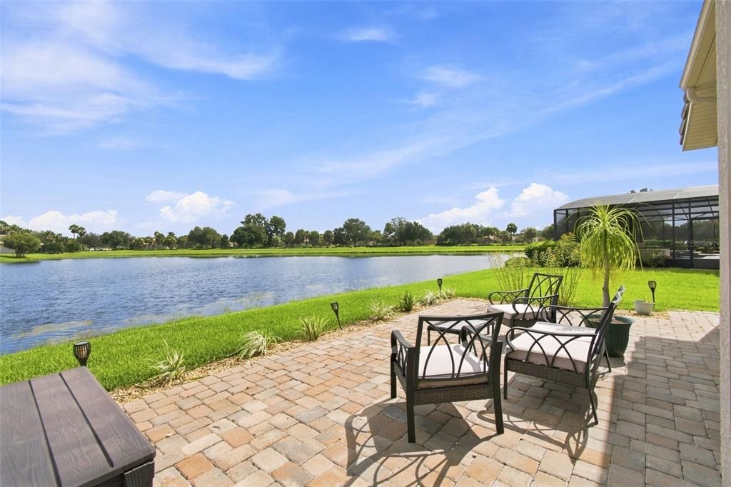 En Venta: $634,900 (4 camas, 4 baños, 2917 Pies cuadrados)