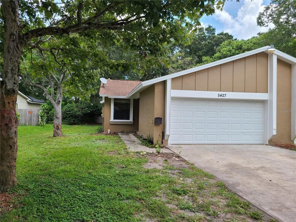 For Sale: $650,900 (5 beds, 0 baths, 1974 Square Feet)