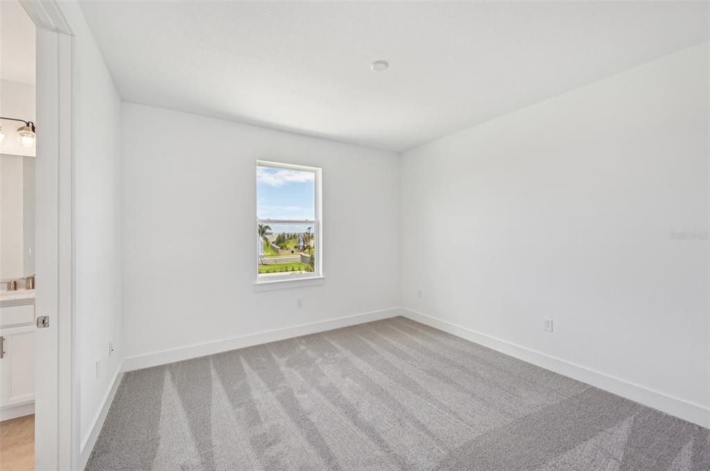 For Sale: $917,312 (5 beds, 4 baths, 3398 Square Feet)