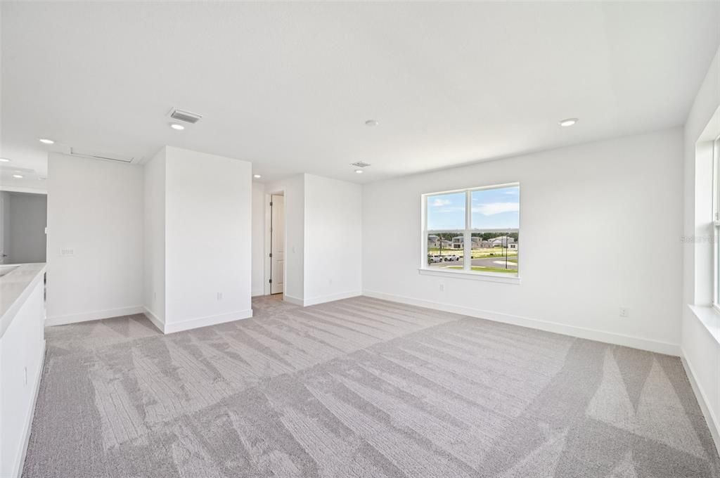 For Sale: $917,312 (5 beds, 4 baths, 3398 Square Feet)