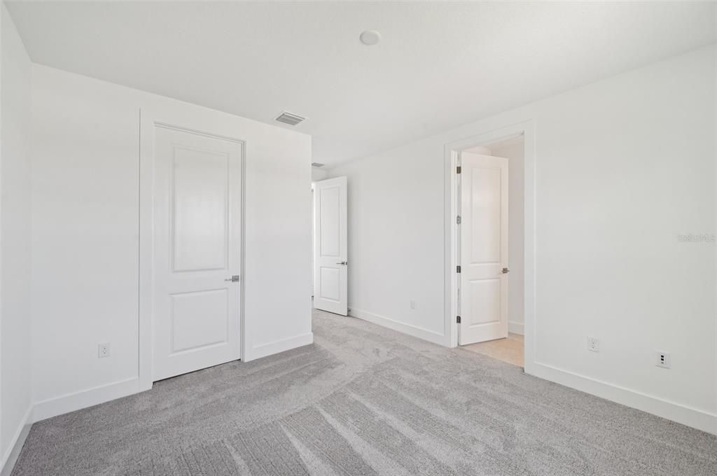 For Sale: $917,312 (5 beds, 4 baths, 3398 Square Feet)