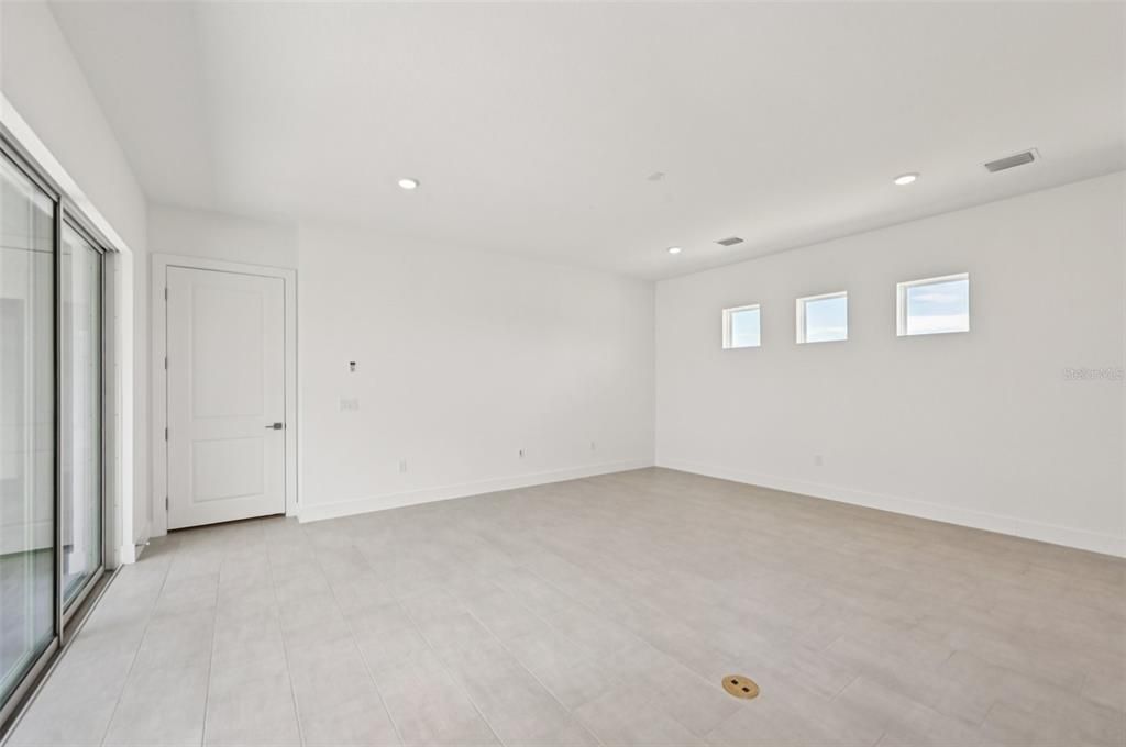 For Sale: $917,312 (5 beds, 4 baths, 3398 Square Feet)