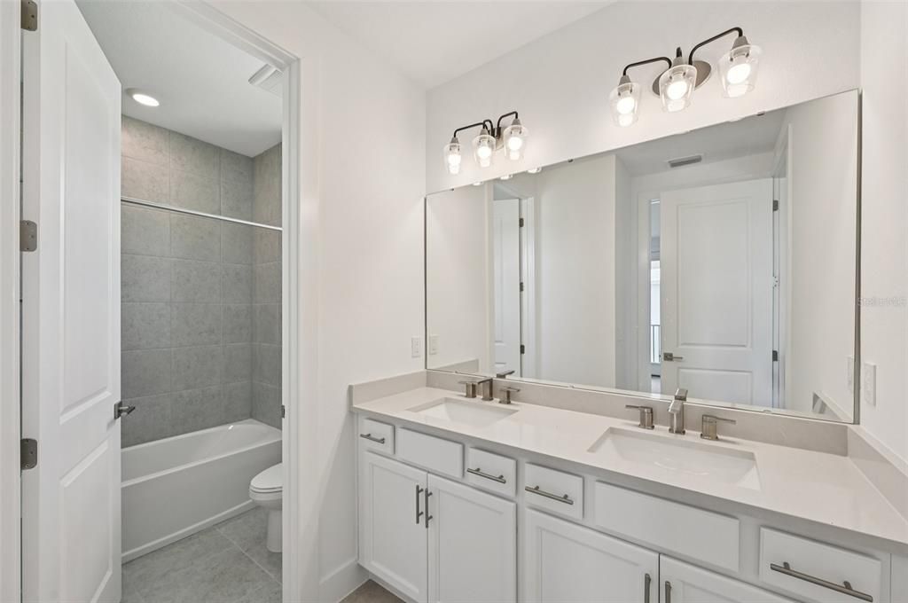 For Sale: $917,312 (5 beds, 4 baths, 3398 Square Feet)