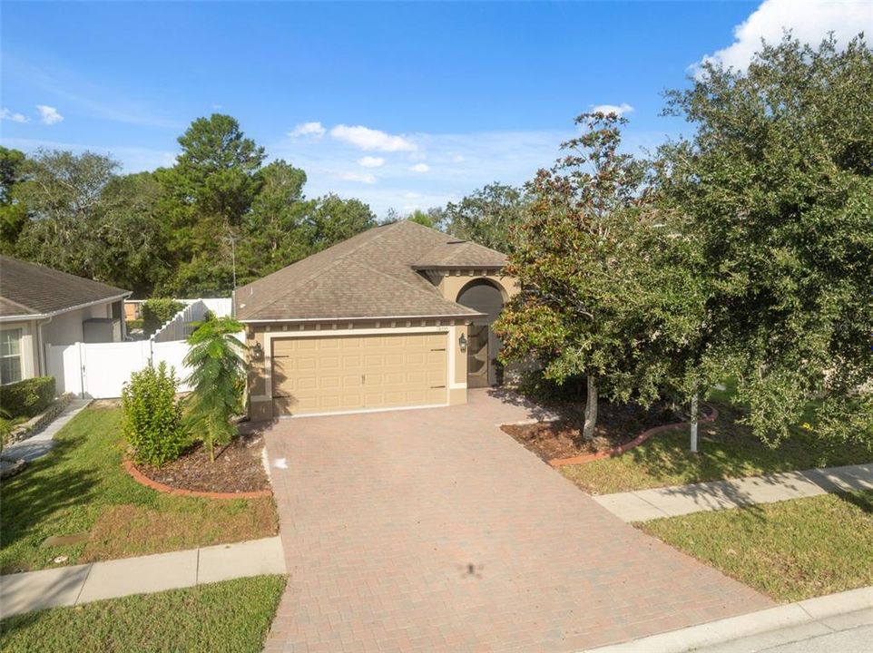 En Renta: $2,200 (4 camas, 3 baños, 1908 Pies cuadrados)