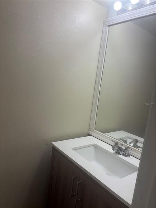 В аренду: $1,795 (2 спален, 1 ванн, 1056 Квадратных фут)