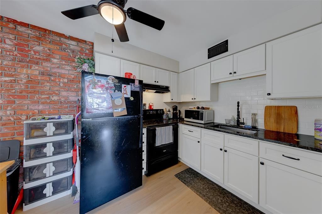 En Venta: $1,325,000 (10 camas, 0 baños, 4440 Pies cuadrados)