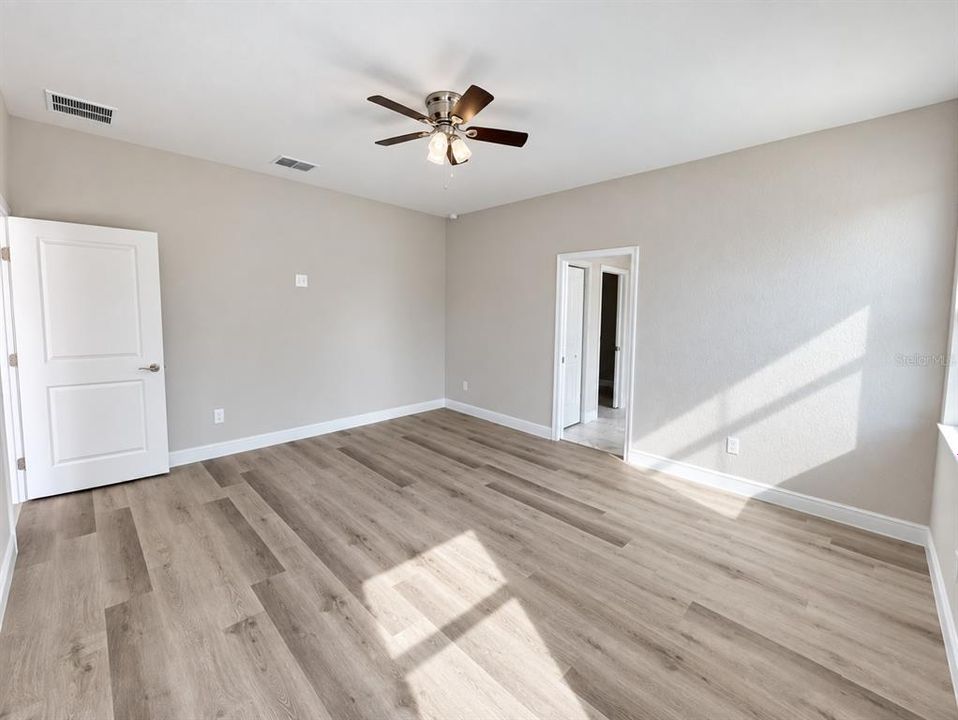 Active With Contract: $340,000 (4 beds, 2 baths, 2187 Square Feet)