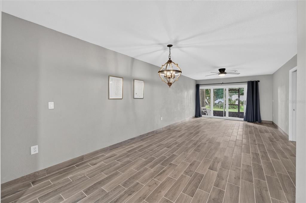 В аренду: $1,950 (2 спален, 2 ванн, 1084 Квадратных фут)