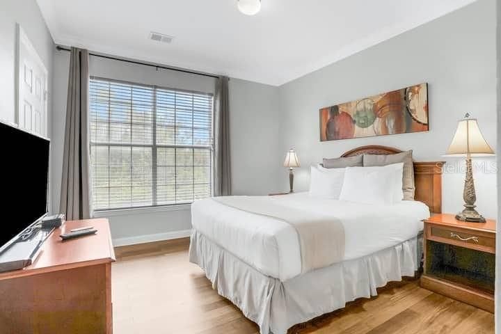For Rent: $2,100 (3 beds, 2 baths, 1244 Square Feet)