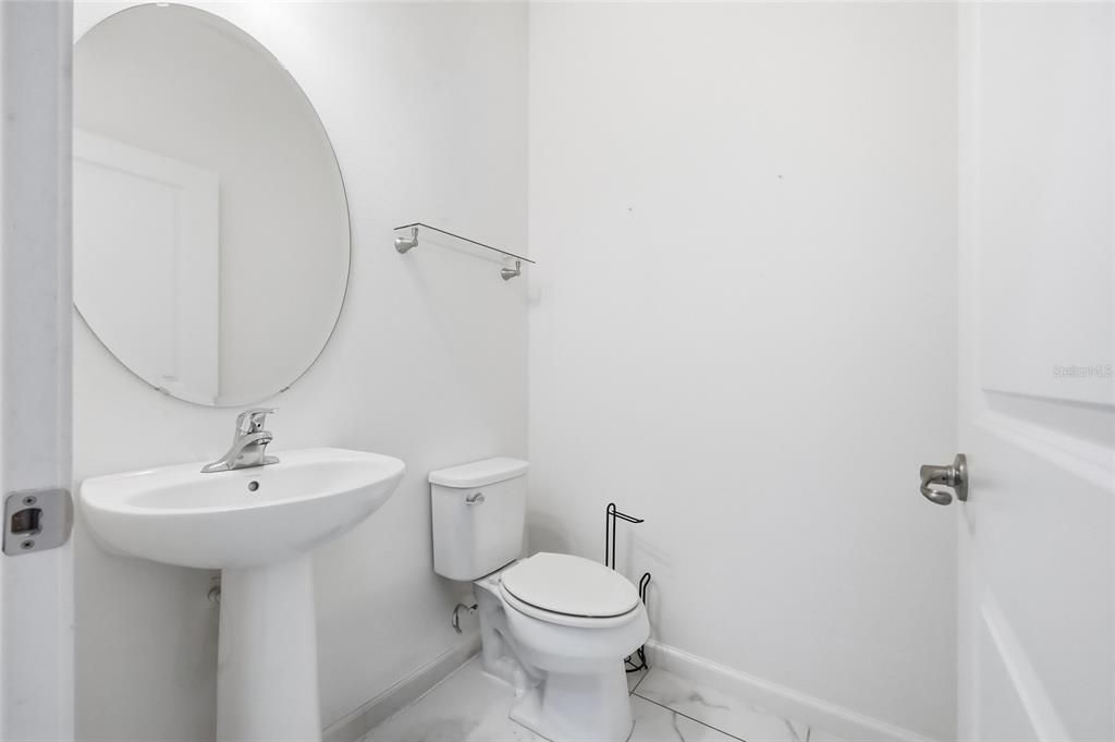 En Renta: $3,250 (4 camas, 2 baños, 2379 Pies cuadrados)