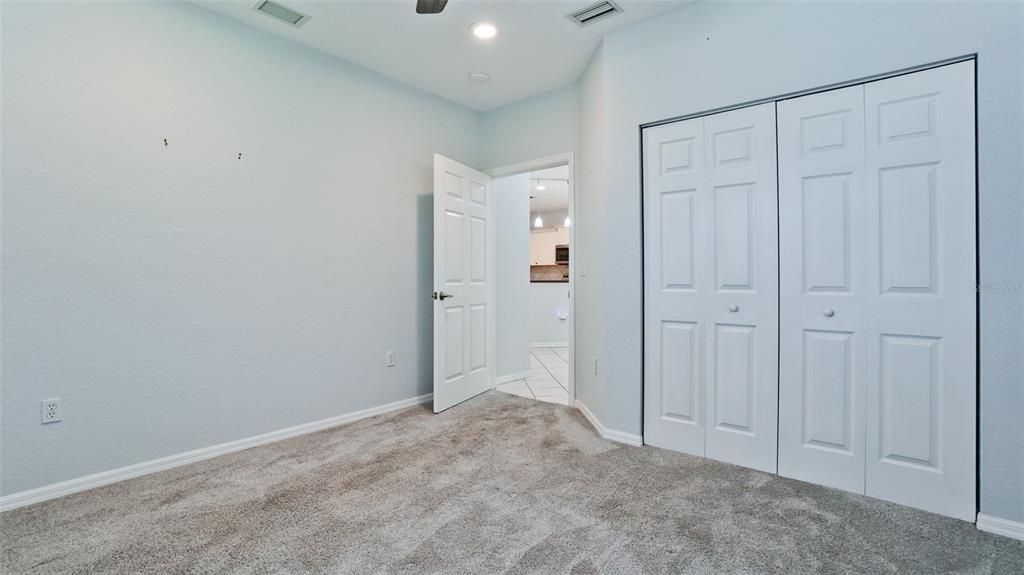 For Sale: $290,000 (2 beds, 2 baths, 1243 Square Feet)