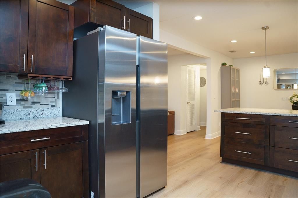 En Venta: $369,990 (3 camas, 2 baños, 1442 Pies cuadrados)