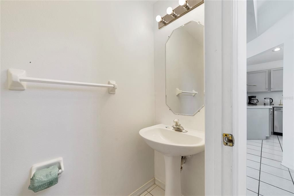 En Venta: $419,900 (4 camas, 2 baños, 2284 Pies cuadrados)