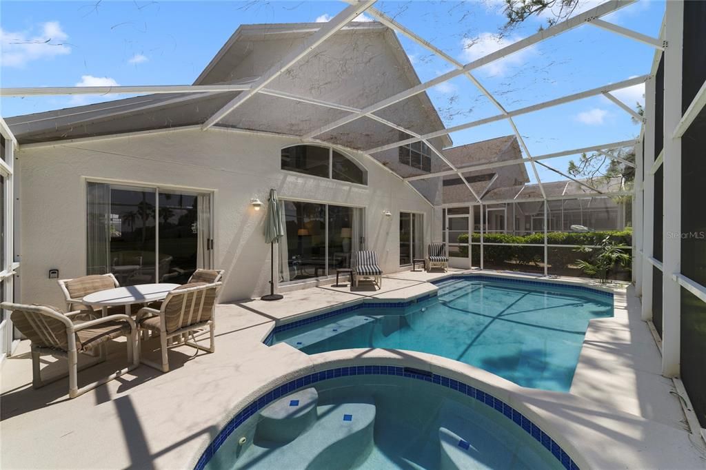 En Venta: $419,900 (4 camas, 2 baños, 2284 Pies cuadrados)