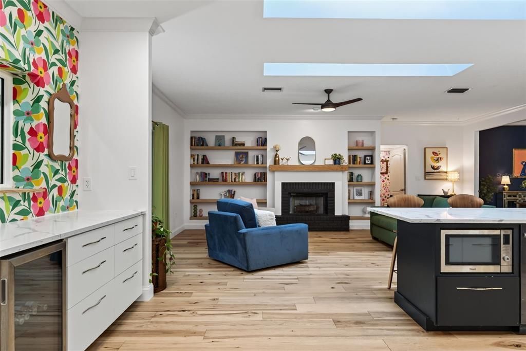 For Sale: $875,000 (3 beds, 2 baths, 2691 Square Feet)