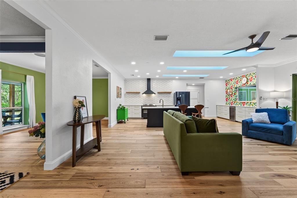 For Sale: $875,000 (3 beds, 2 baths, 2691 Square Feet)