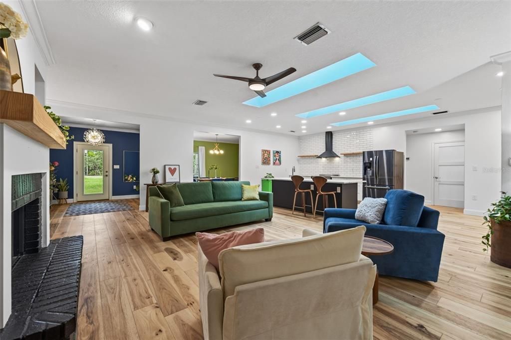 For Sale: $875,000 (3 beds, 2 baths, 2691 Square Feet)