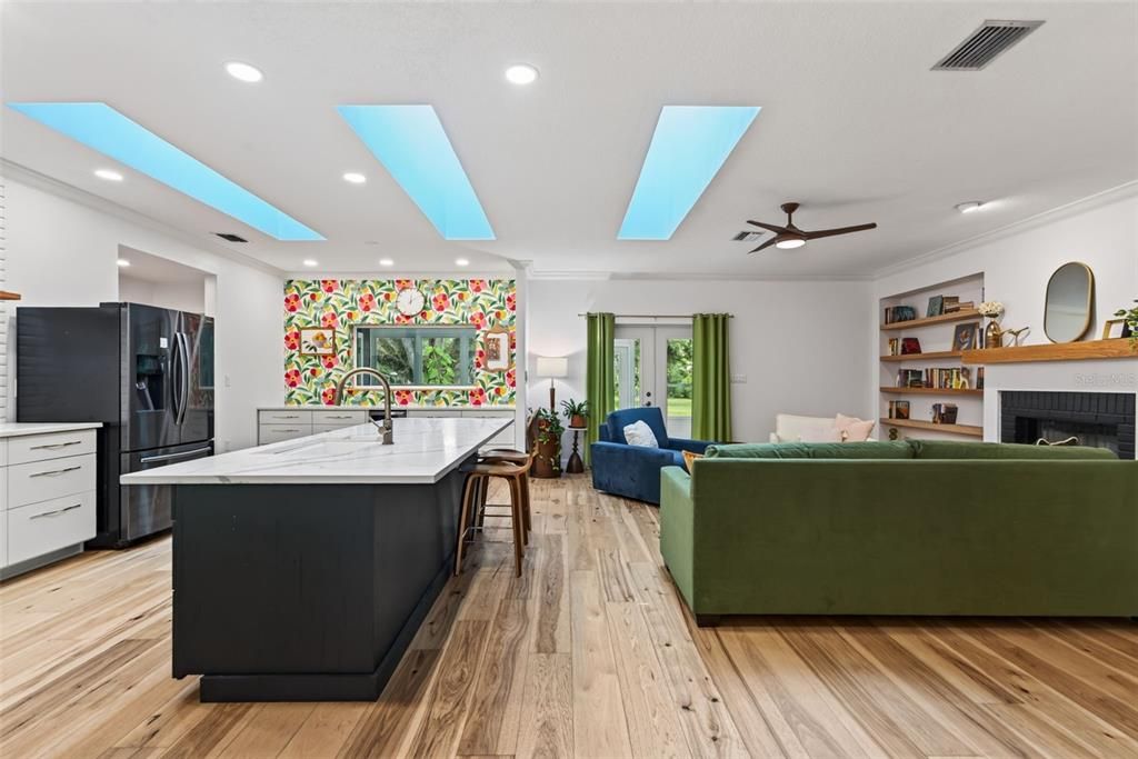 For Sale: $875,000 (3 beds, 2 baths, 2691 Square Feet)
