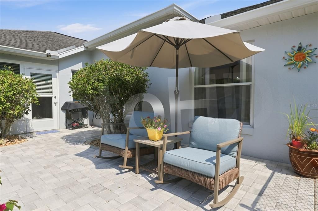 For Sale: $295,000 (3 beds, 2 baths, 1761 Square Feet)