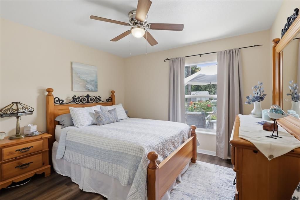 For Sale: $295,000 (3 beds, 2 baths, 1761 Square Feet)