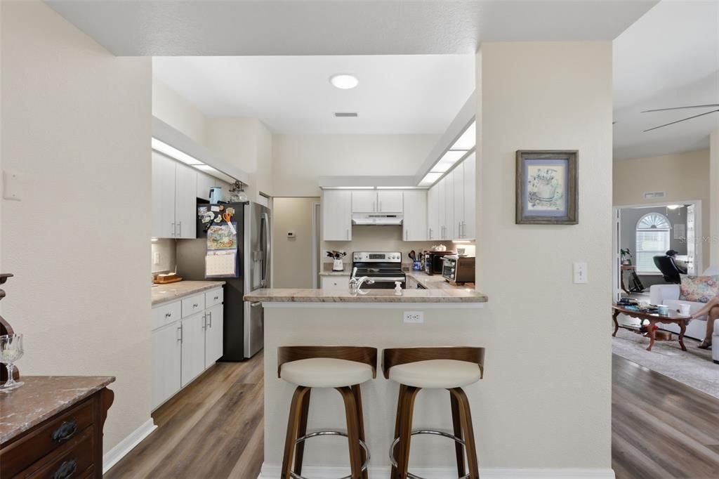 For Sale: $295,000 (3 beds, 2 baths, 1761 Square Feet)