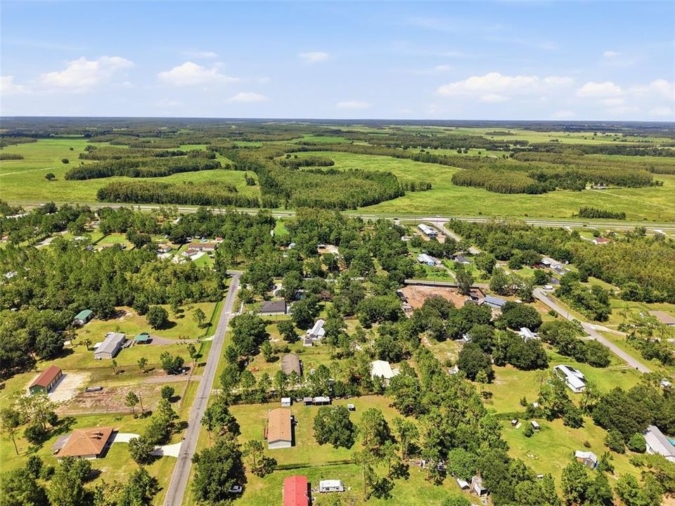 For Sale: $299,900 (2 beds, 2 baths, 840 Square Feet)