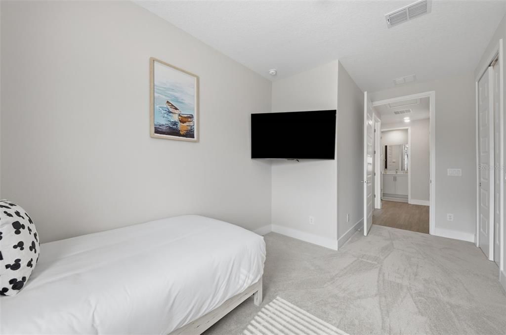 En Venta: $389,000 (3 camas, 2 baños, 1708 Pies cuadrados)