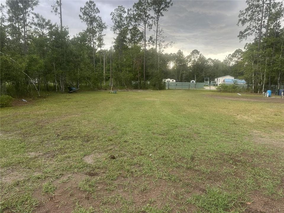 待售: $145,000 (1.14 acres)