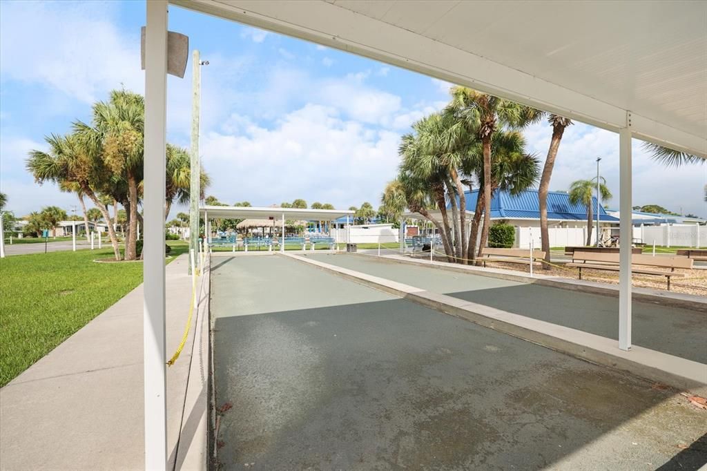 For Sale: $165,000 (2 beds, 2 baths, 1008 Square Feet)