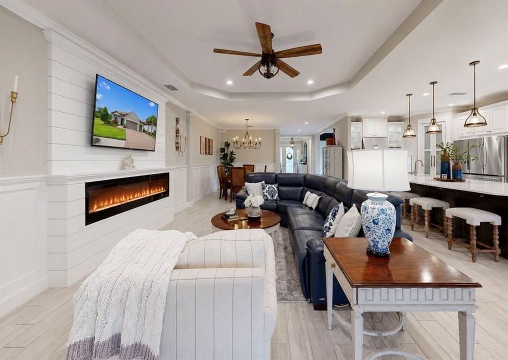 For Sale: $879,900 (3 beds, 3 baths, 2275 Square Feet)