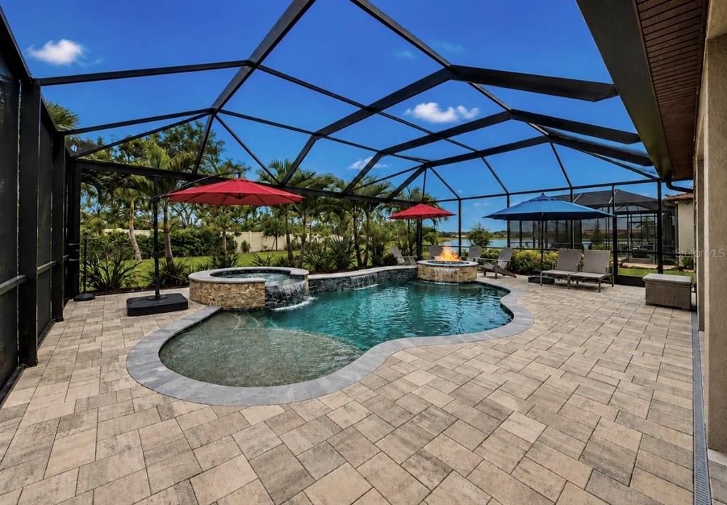 For Sale: $879,900 (3 beds, 3 baths, 2275 Square Feet)