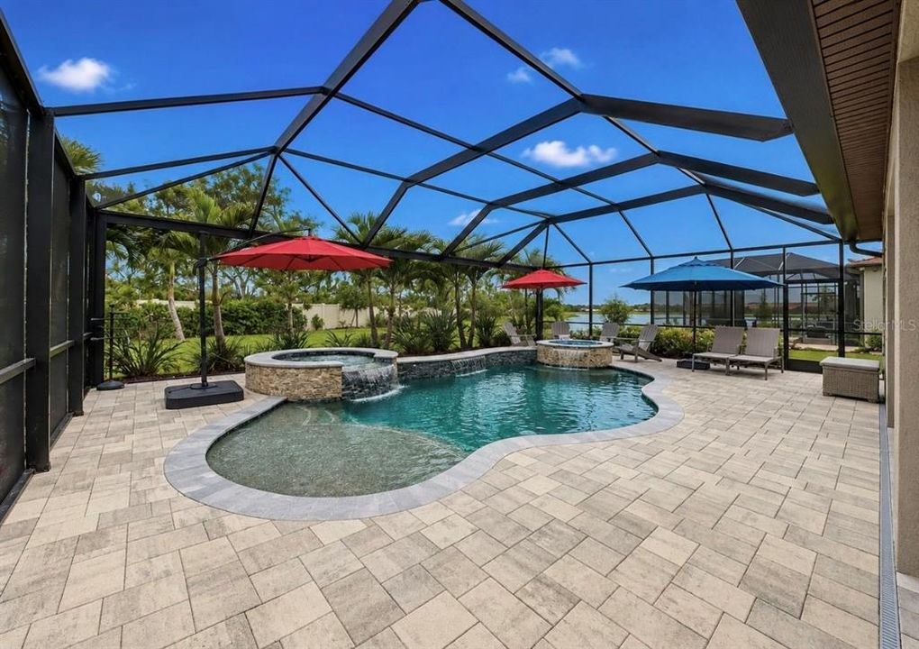 For Sale: $879,900 (3 beds, 3 baths, 2275 Square Feet)
