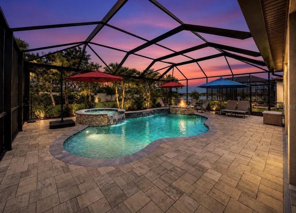 For Sale: $879,900 (3 beds, 3 baths, 2275 Square Feet)