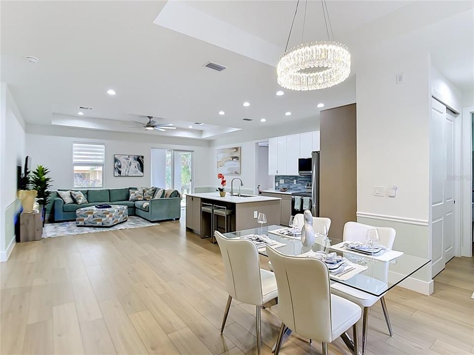 На продажу: $319,900 (3 спален, 2 ванн, 1496 Квадратных фут)