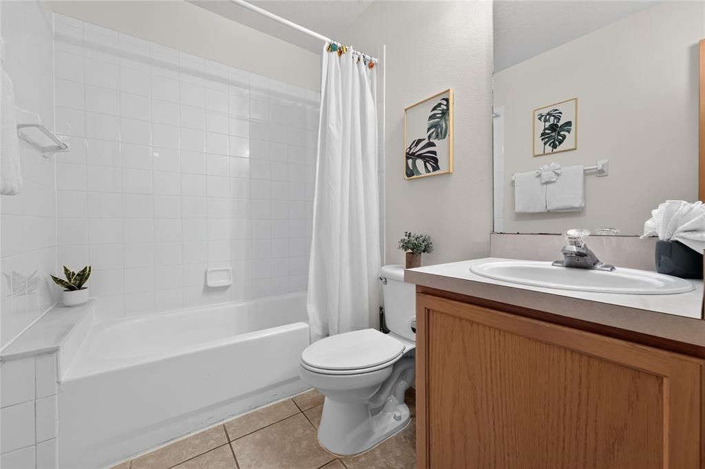 В аренду: $1,895 (3 спален, 3 ванн, 1434 Квадратных фут)