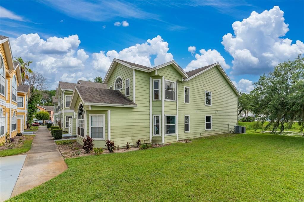 В аренду: $1,895 (3 спален, 3 ванн, 1434 Квадратных фут)