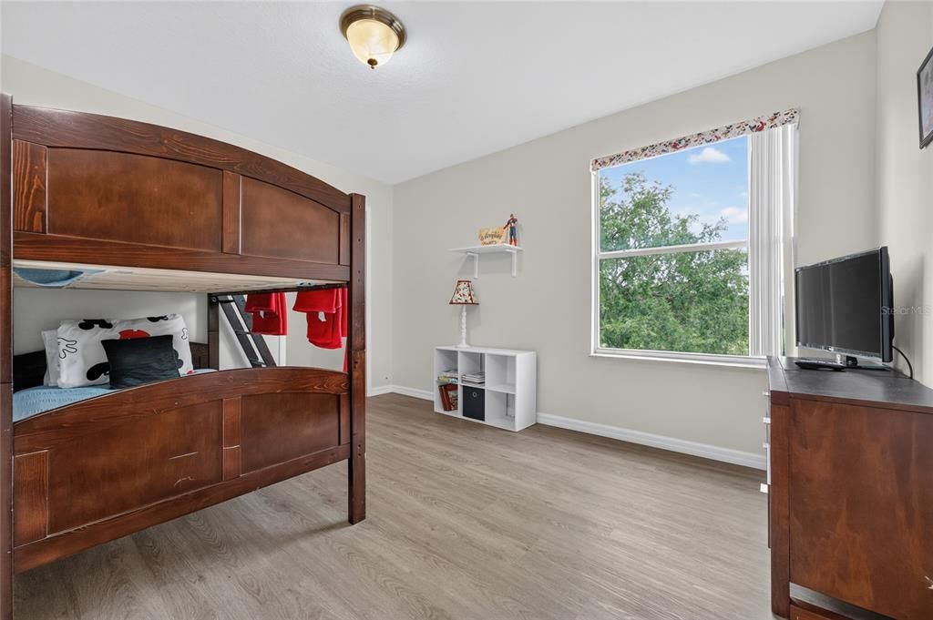 В аренду: $1,895 (3 спален, 3 ванн, 1434 Квадратных фут)