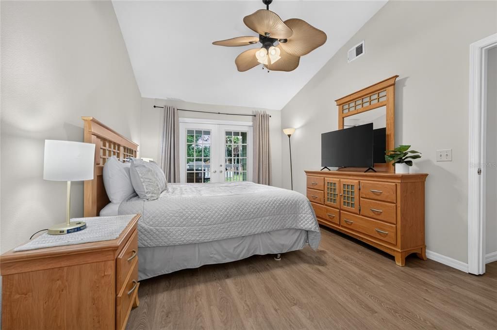 В аренду: $1,895 (3 спален, 3 ванн, 1434 Квадратных фут)