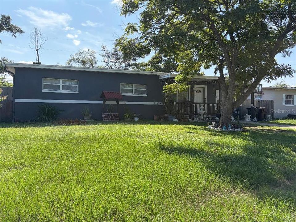 En Venta: $339,900 (4 camas, 2 baños, 1122 Pies cuadrados)