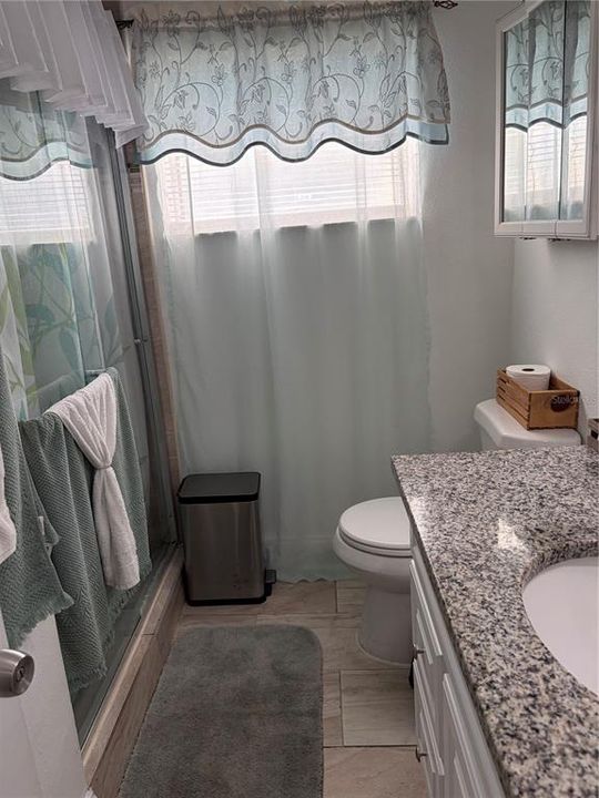 En Venta: $339,900 (4 camas, 2 baños, 1122 Pies cuadrados)