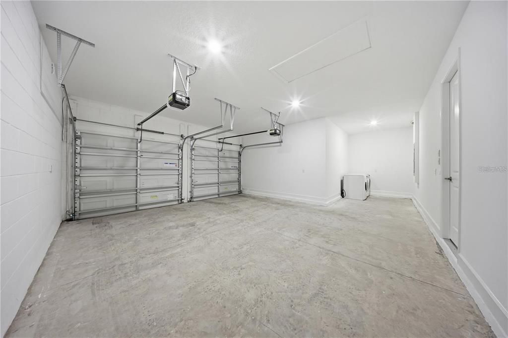 В аренду: $4,500 (5 спален, 4 ванн, 3165 Квадратных фут)