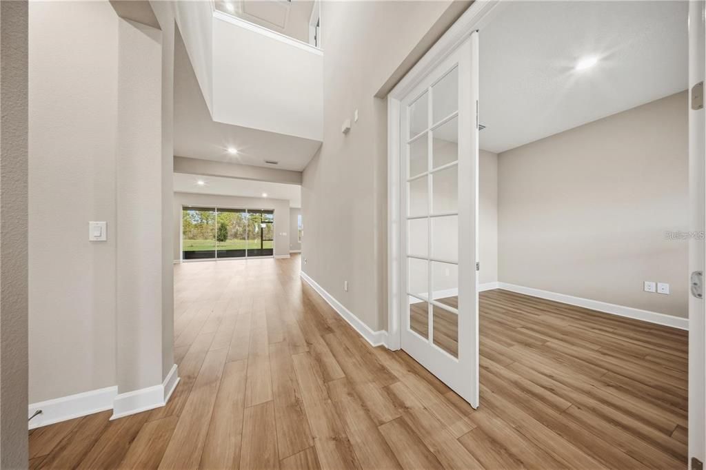 В аренду: $4,500 (5 спален, 4 ванн, 3165 Квадратных фут)