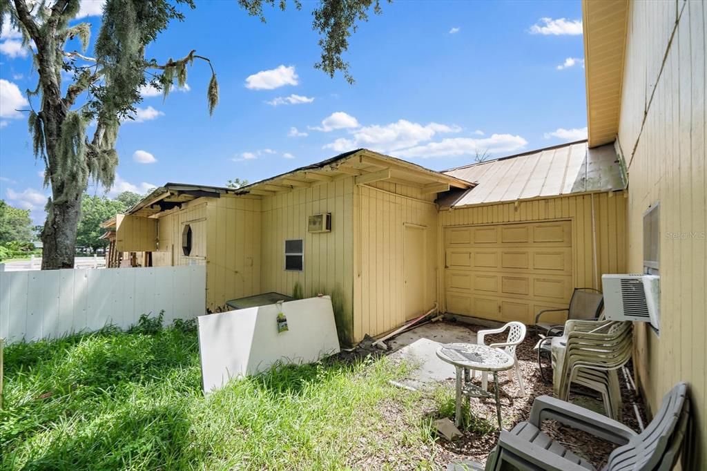 En Venta: $699,000 (3 camas, 3 baños, 2735 Pies cuadrados)