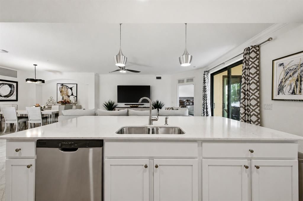 For Rent: $3,000 (3 beds, 2 baths, 1737 Square Feet)
