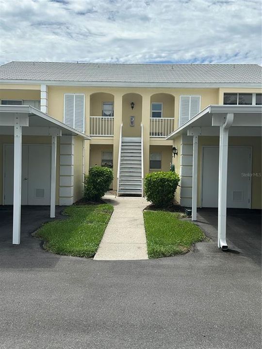 For Sale: $200,000 (2 beds, 2 baths, 1225 Square Feet)