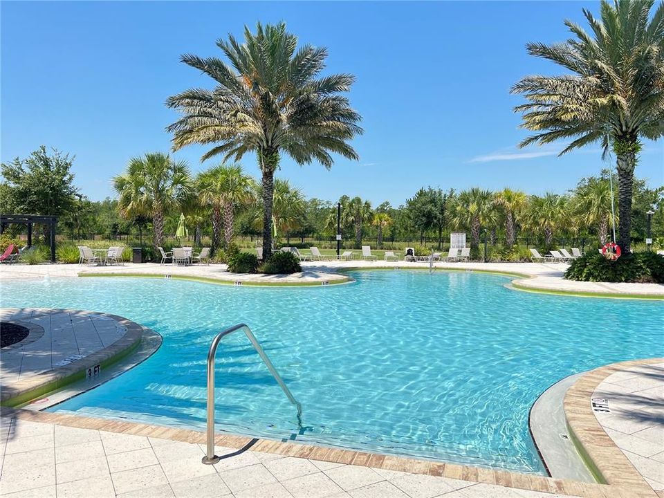 For Sale: $589,000 (4 beds, 3 baths, 2019 Square Feet)