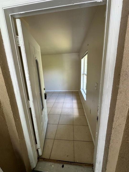 En Venta: $315,000 (4 camas, 2 baños, 1365 Pies cuadrados)