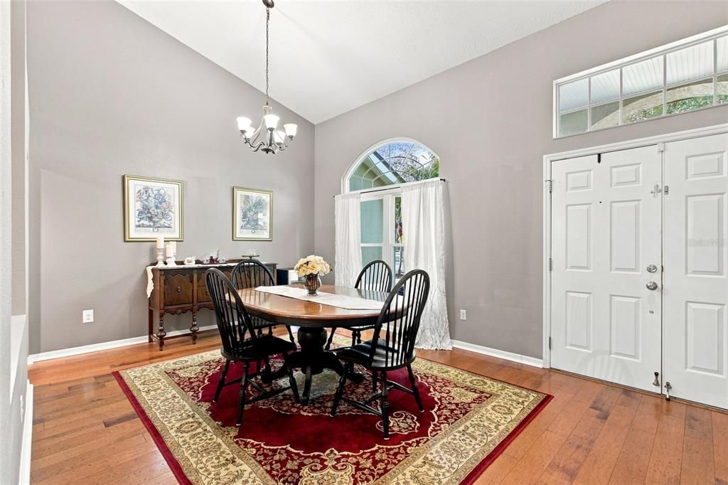 For Sale: $600,000 (3 beds, 2 baths, 1921 Square Feet)