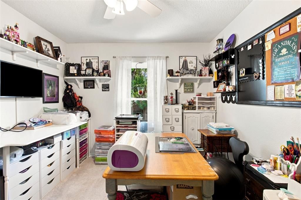 For Sale: $600,000 (3 beds, 2 baths, 1921 Square Feet)