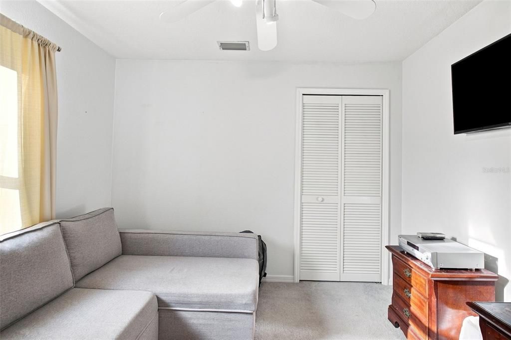 For Sale: $600,000 (3 beds, 2 baths, 1921 Square Feet)